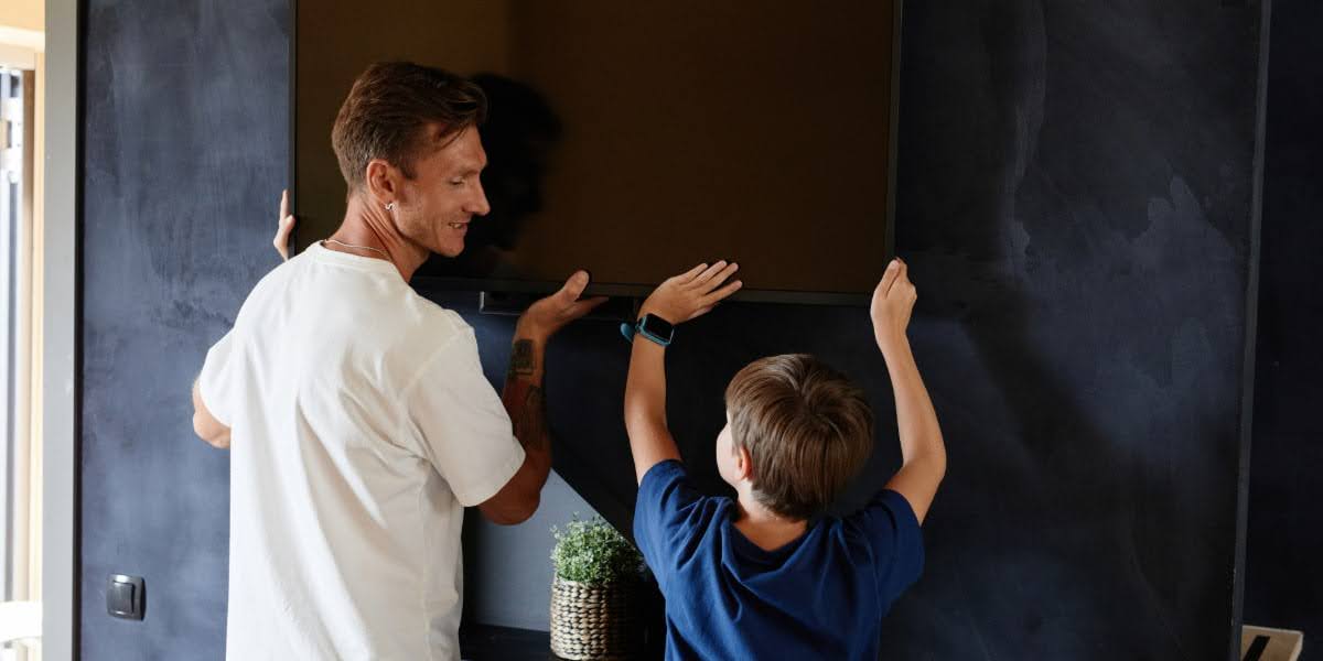 How to Pack a TV for Moving